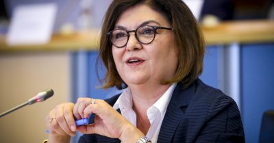Roxana Mînzatu a votat în favoarea candidatei Adina Vălean