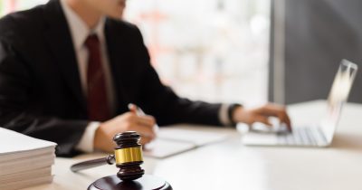 Proiectele de lege dezbătute azi, online, în ședința comisiei pentru industrii și servicii